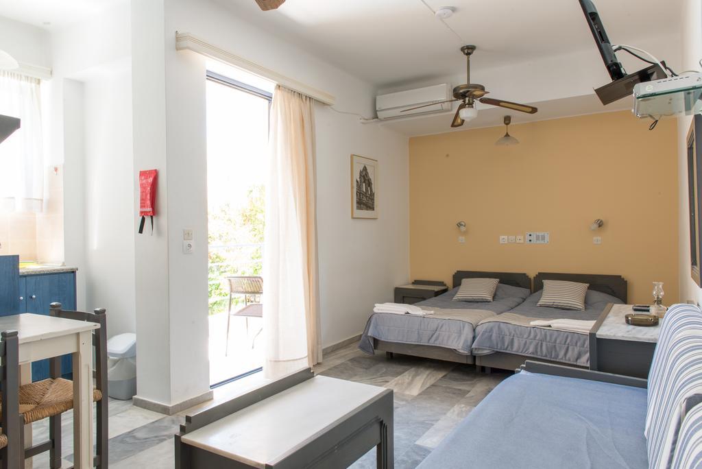 Emilia Hotel Apartments Ретимно Екстериор снимка
