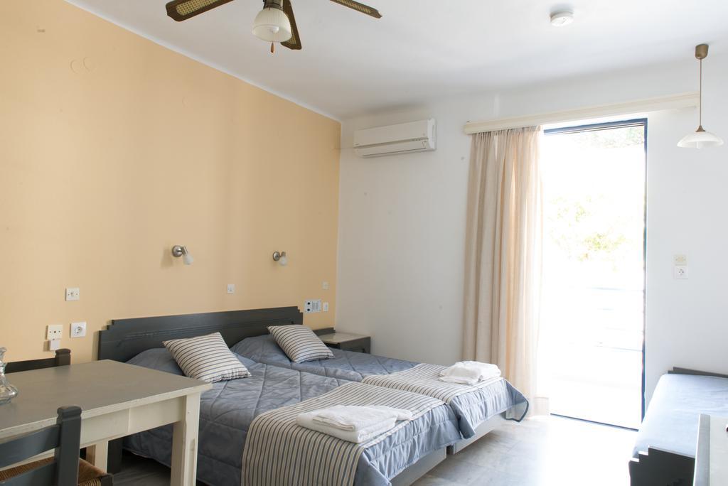 Emilia Hotel Apartments Ретимно Екстериор снимка